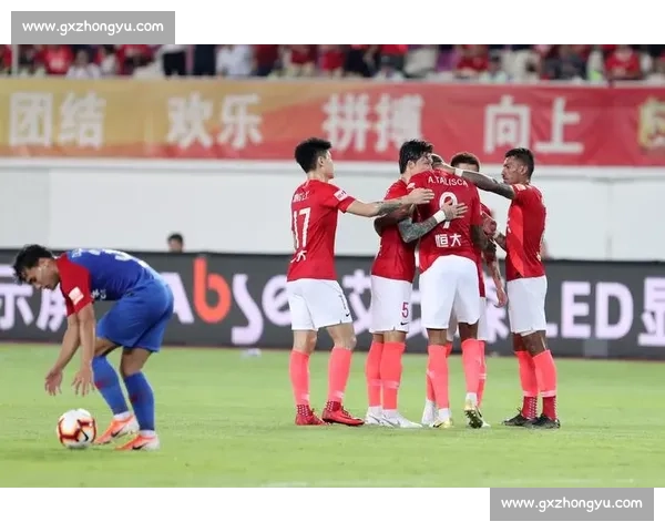 中超焦点战重庆斯威迎战广州恒大争夺关键三分走势解析前瞻看点全